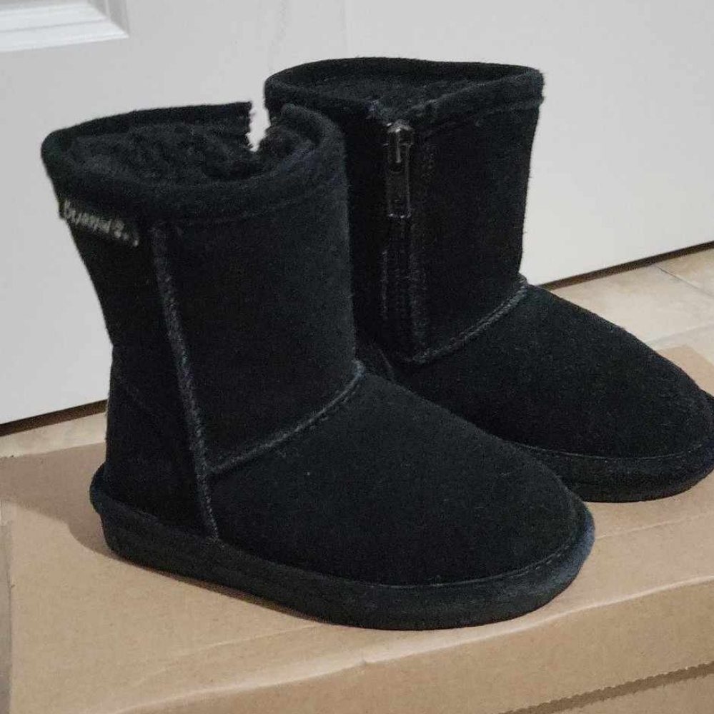 Bearpaw boots